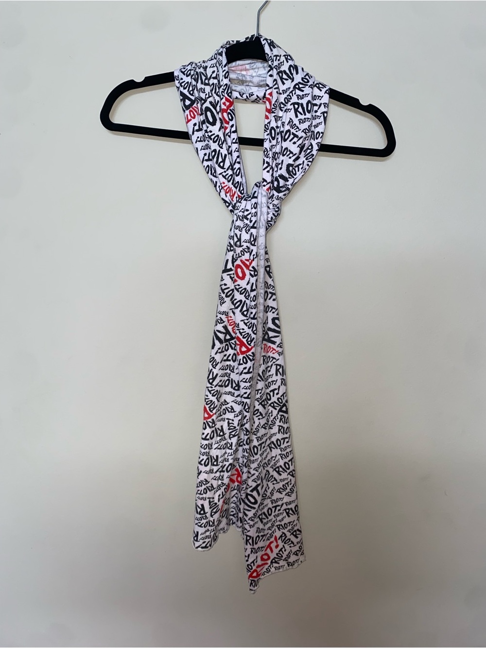 Paramore Riot Scarf